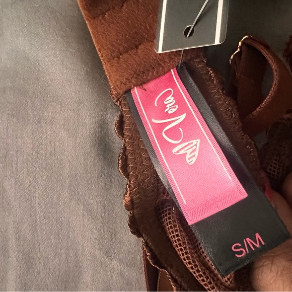 NWT Vera Garter Belt small/medium - Picture 9 of 10